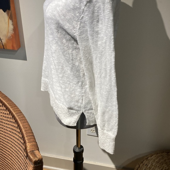 J Crew Factory white crewneck sweater, size small - Picture 7 of 8